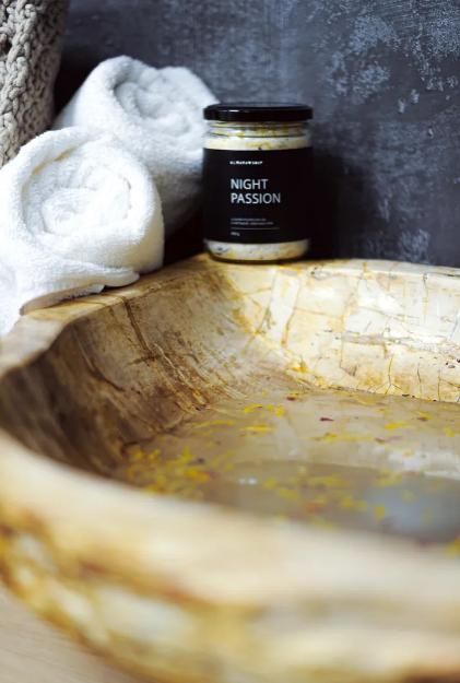 Almara Soap - sůl do koupele NIGHT PASSION 450 g